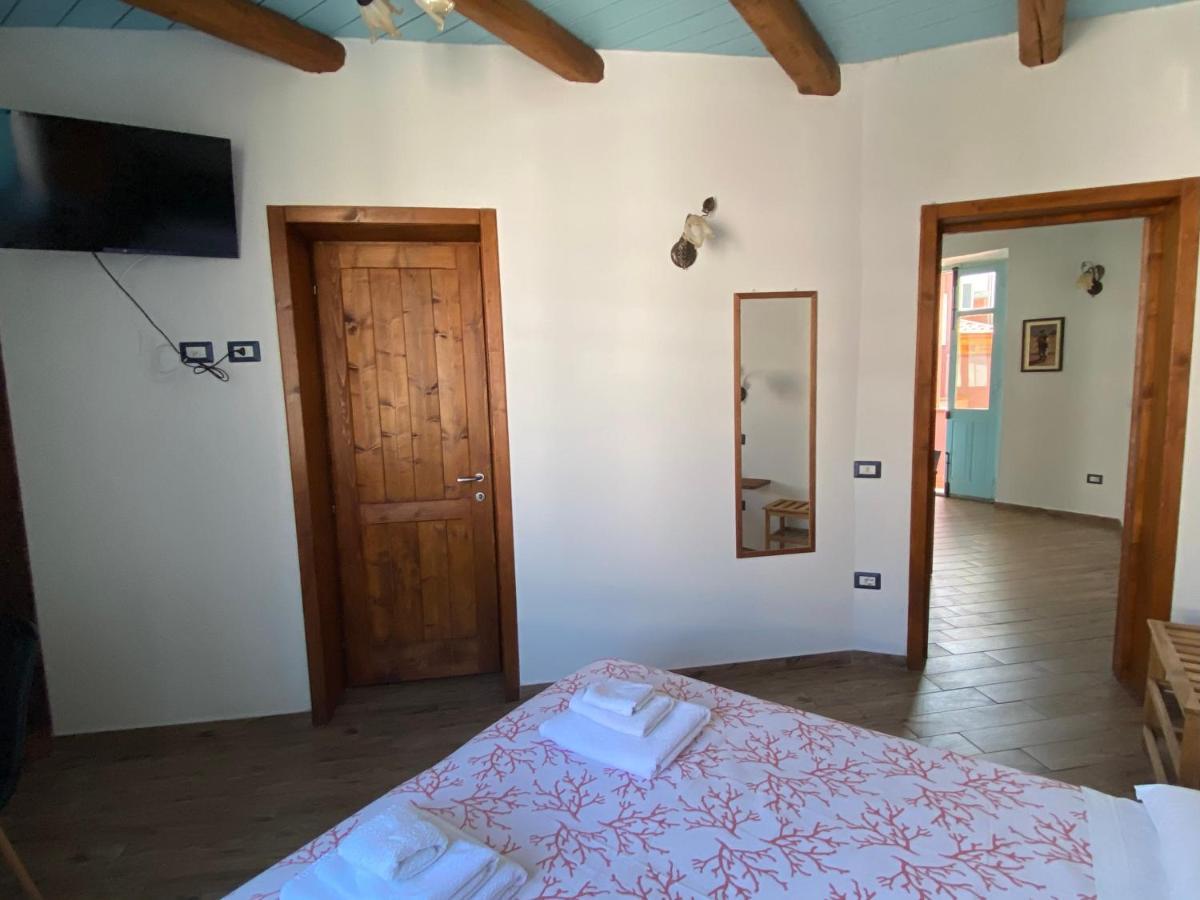 B&B Alba Chiara Oristano Buitenkant foto