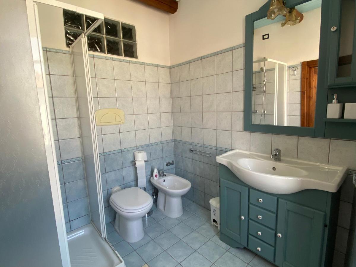 B&B Alba Chiara Oristano Buitenkant foto